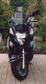 mit hoher Windschutzscheibe von Givi